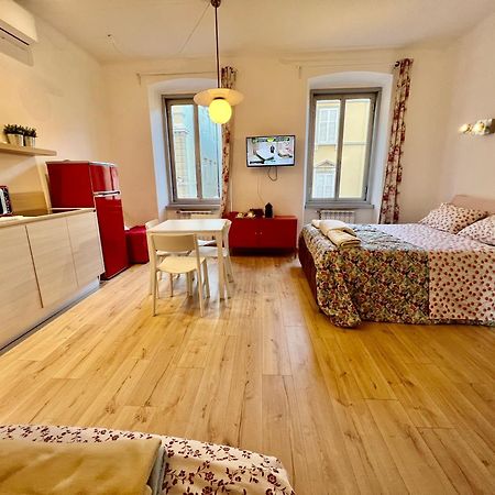 Alla Scalinata Del Teatro Rossetti Confort Suites Parcheggio Τεργέστη Εξωτερικό φωτογραφία