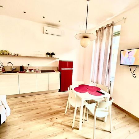 Alla Scalinata Del Teatro Rossetti Confort Suites Parcheggio Τεργέστη Εξωτερικό φωτογραφία